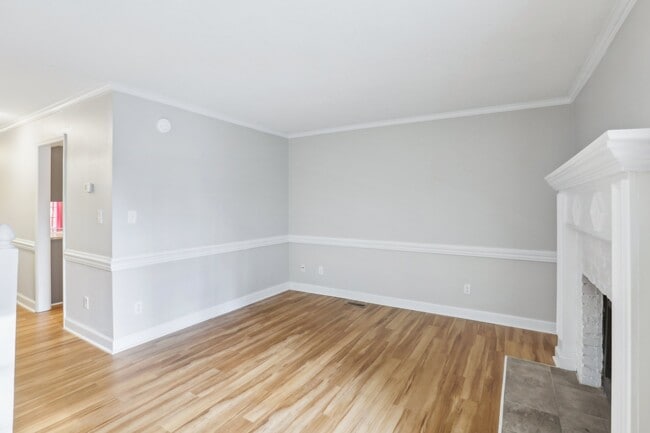 Building Photo - 4523 Hamptonshire Dr