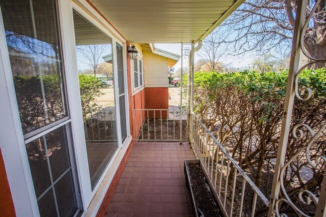 Building Photo - 4213 40th St