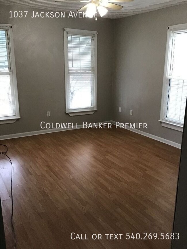 Building Photo - 1037 Jackson Ave