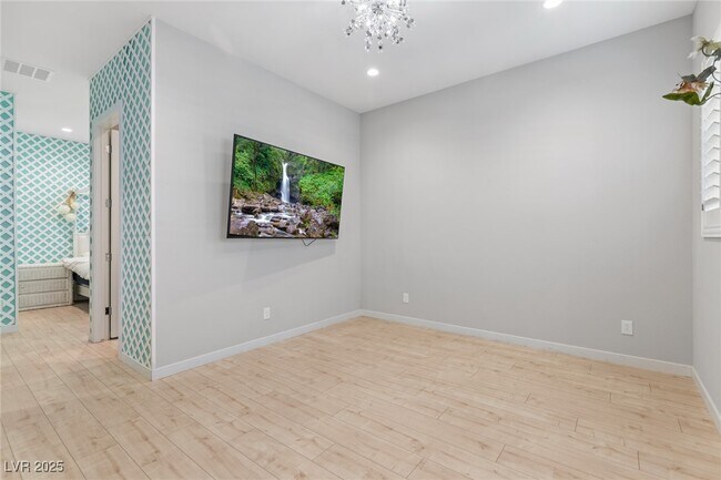 Building Photo - 155 Malpaso St