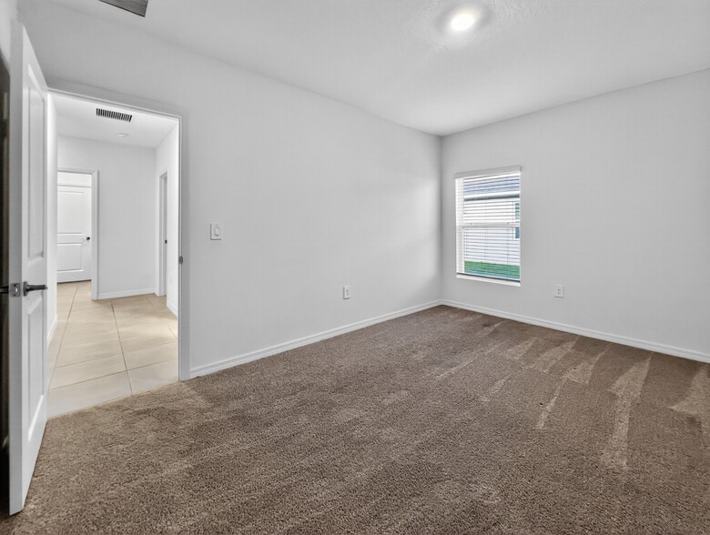 Building Photo - 3917 Southern Vista Loop