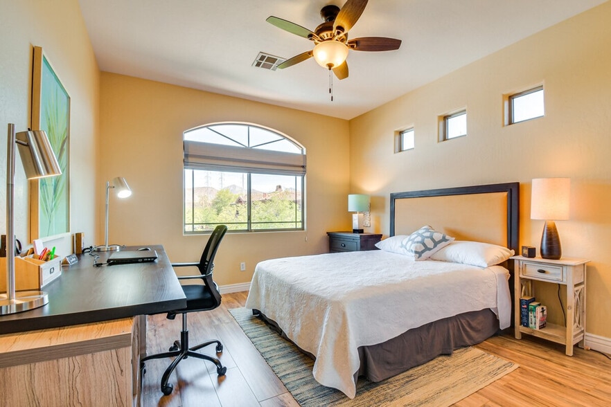 Building Photo - 11500 E Cochise Dr