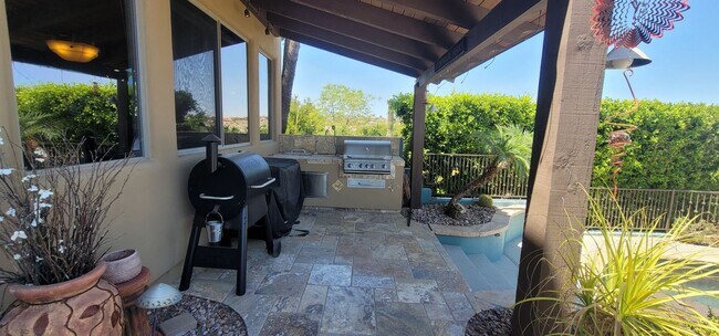 Building Photo - FURNISHED Single Family Home-RATE DISPLAYED IS FOR WINTER SEASON