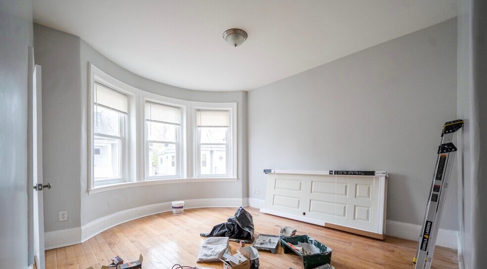 Primary Photo - 38 Fayston St