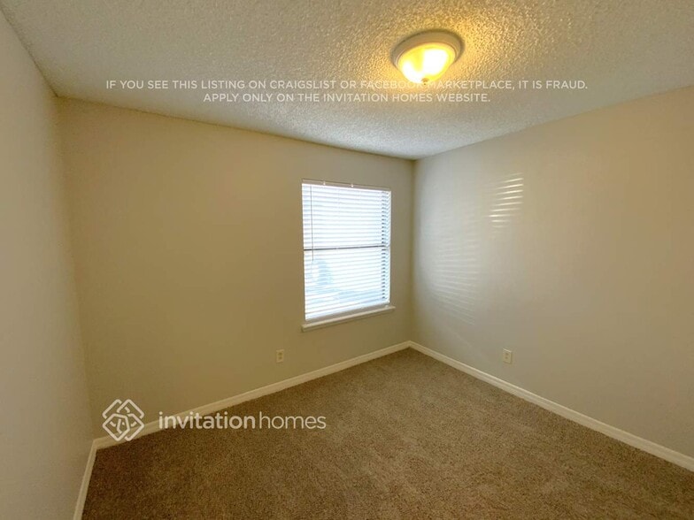 Building Photo - 1371 High Plains Dr W