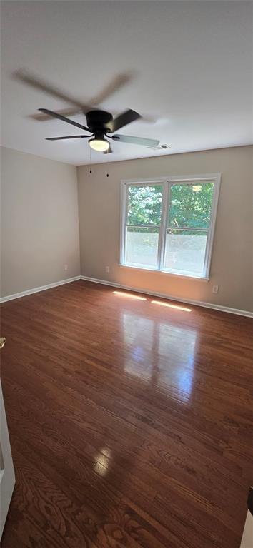 Building Photo - 174 Ennisbrook Dr SE
