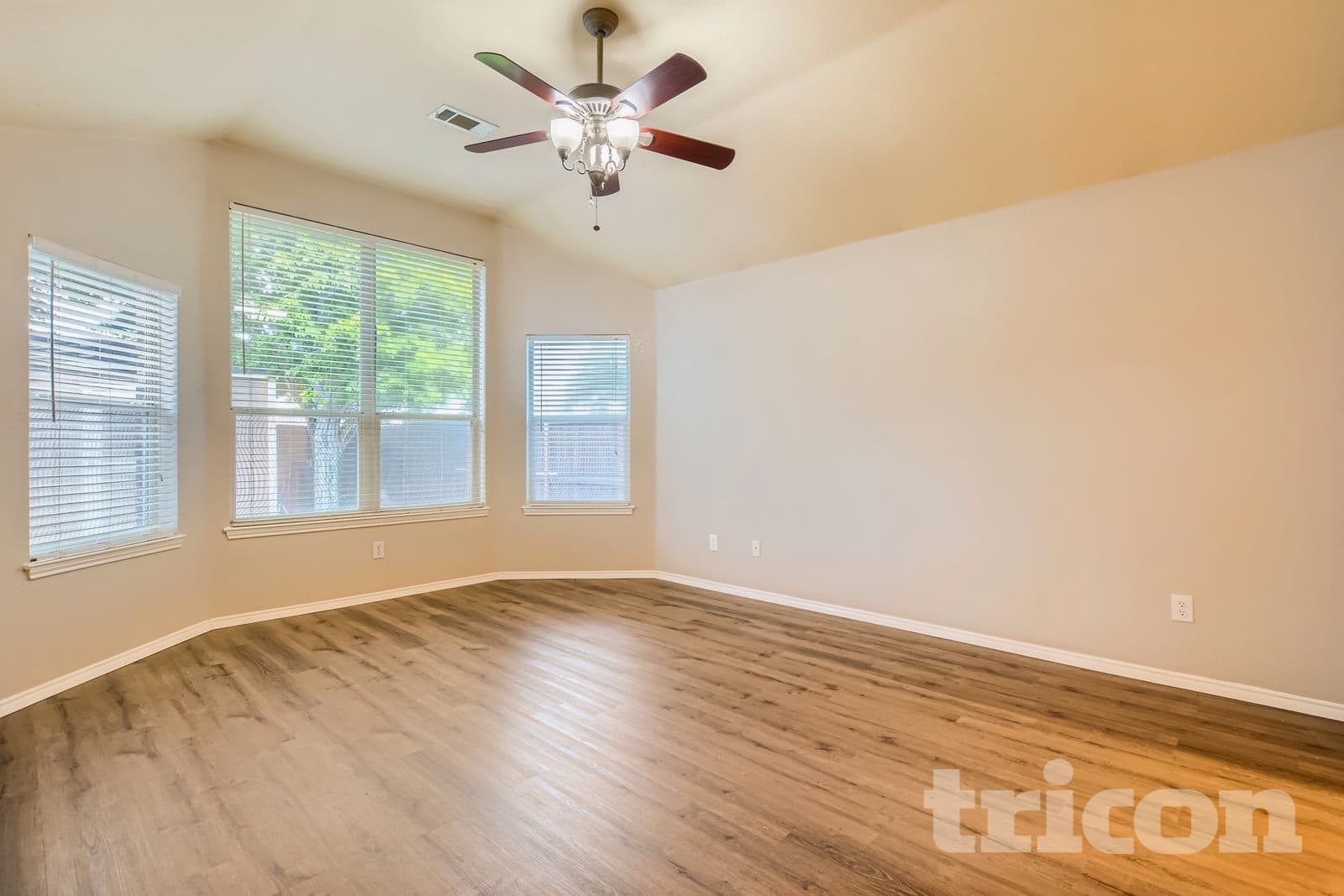 Building Photo - 110 Forest Park Ln