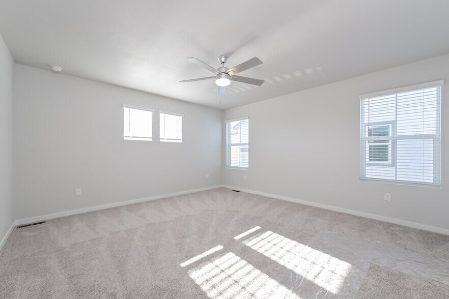 Building Photo - 1399 Orchard St