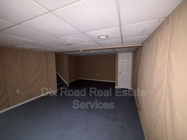 Building Photo - 17 Ambergreen Ct