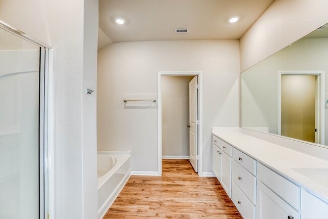 Building Photo - 8202 Blooming Meadow Ln