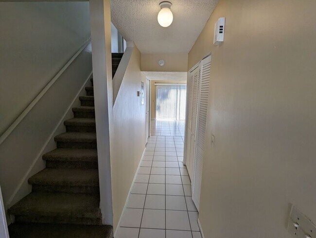Building Photo - 12128 Napiers Cir