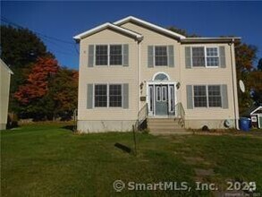 Building Photo - 290 Folino Dr