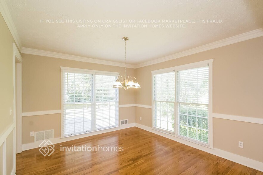 Building Photo - 500 Clear Lake Ln