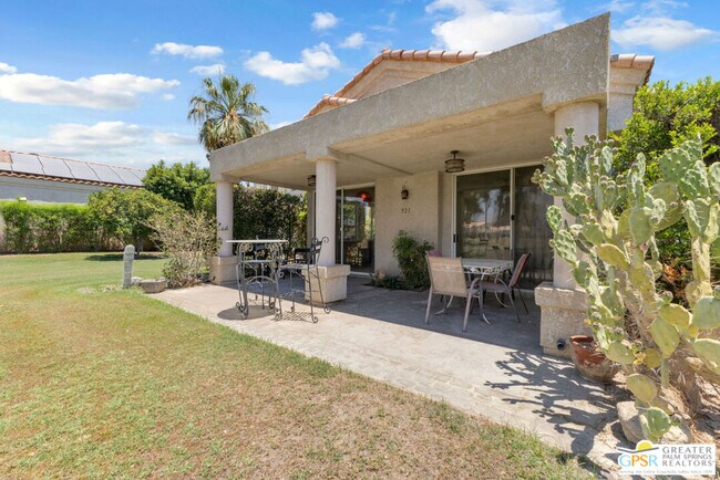 Building Photo - 29921 E Trancas Dr