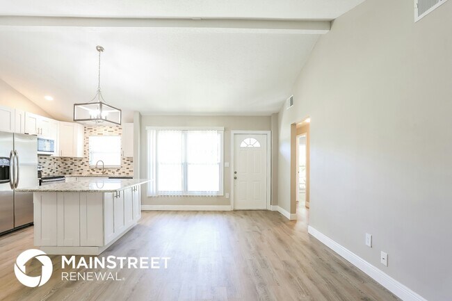 Building Photo - 8875 Orange Blossom Dr