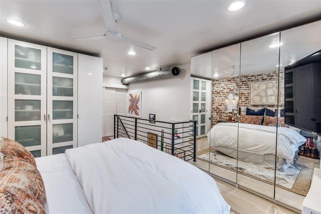 Building Photo - 2727 Hood St