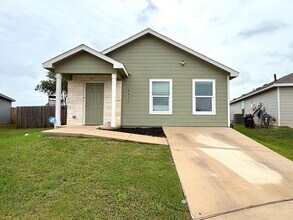 Building Photo - 4011 Imogene Ivy