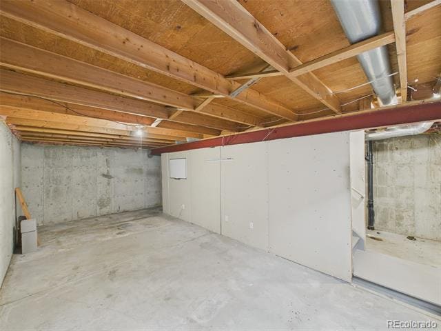 Building Photo - 12610 Elm St