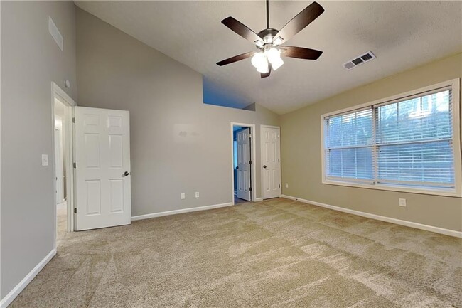 Building Photo - 1664 Summit Pl Way