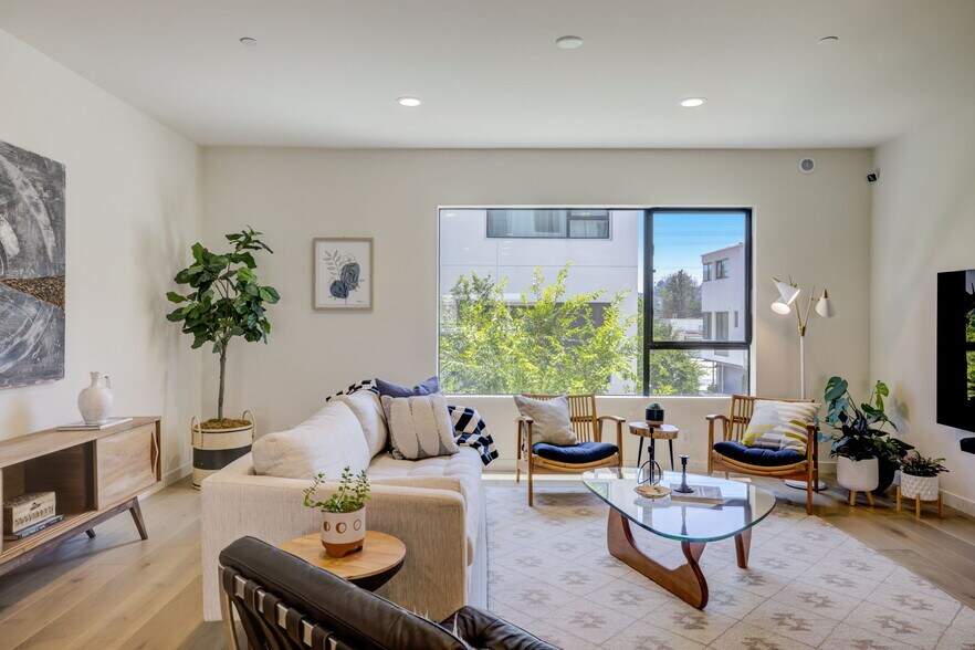 2nd Floor - Living Room - 4518 Ayla Ln