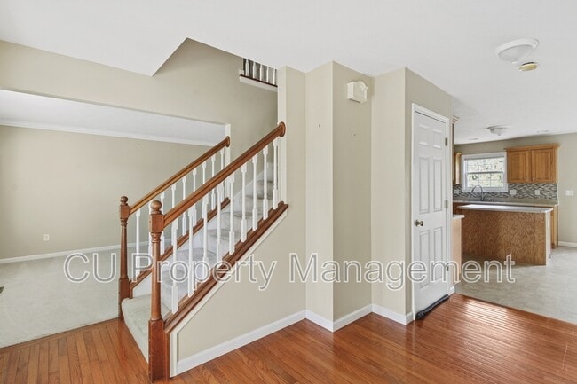 Building Photo - 902 Indigo Dr
