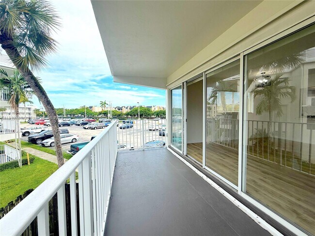 Building Photo - 7737 SW 88th St