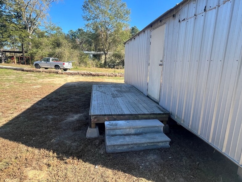 Building Photo - 2138 Richardson Rd