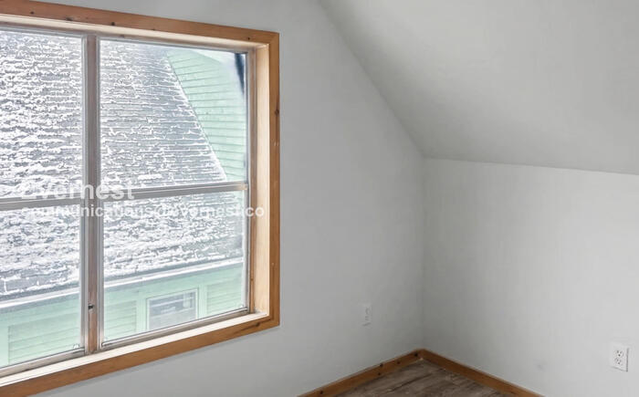 Building Photo - 10110 Parkgate Ave