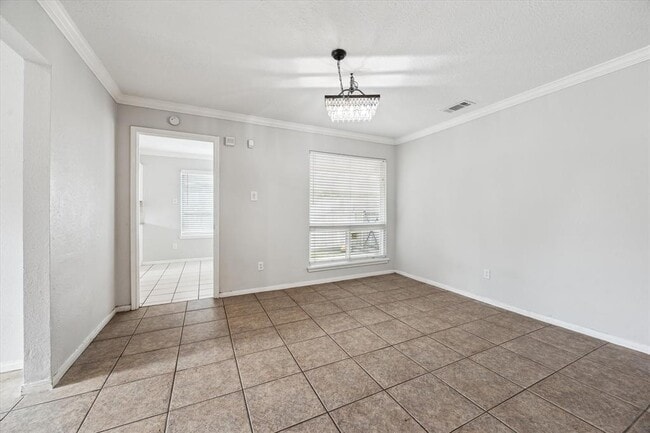 Building Photo - 22831 Rangeview Dr