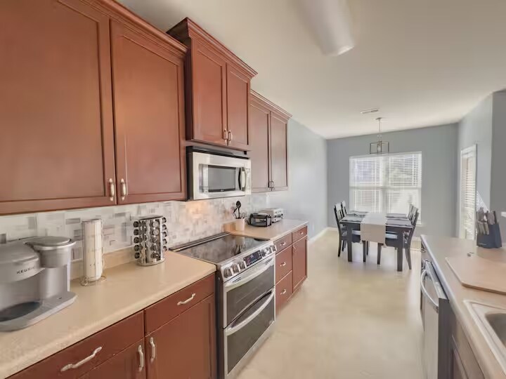 Building Photo - 56 Spg Lk Cir