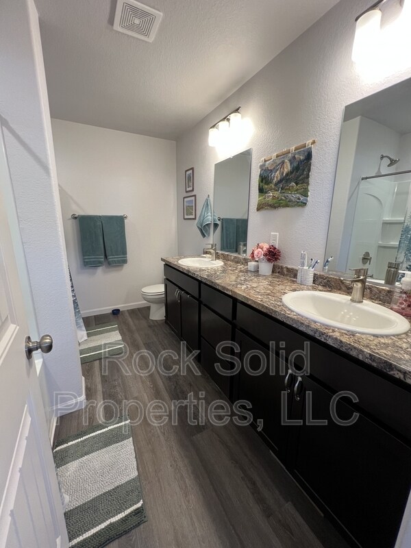 Building Photo - 1716 Kade Ct
