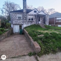 Building Photo - 6404 Myron Ave