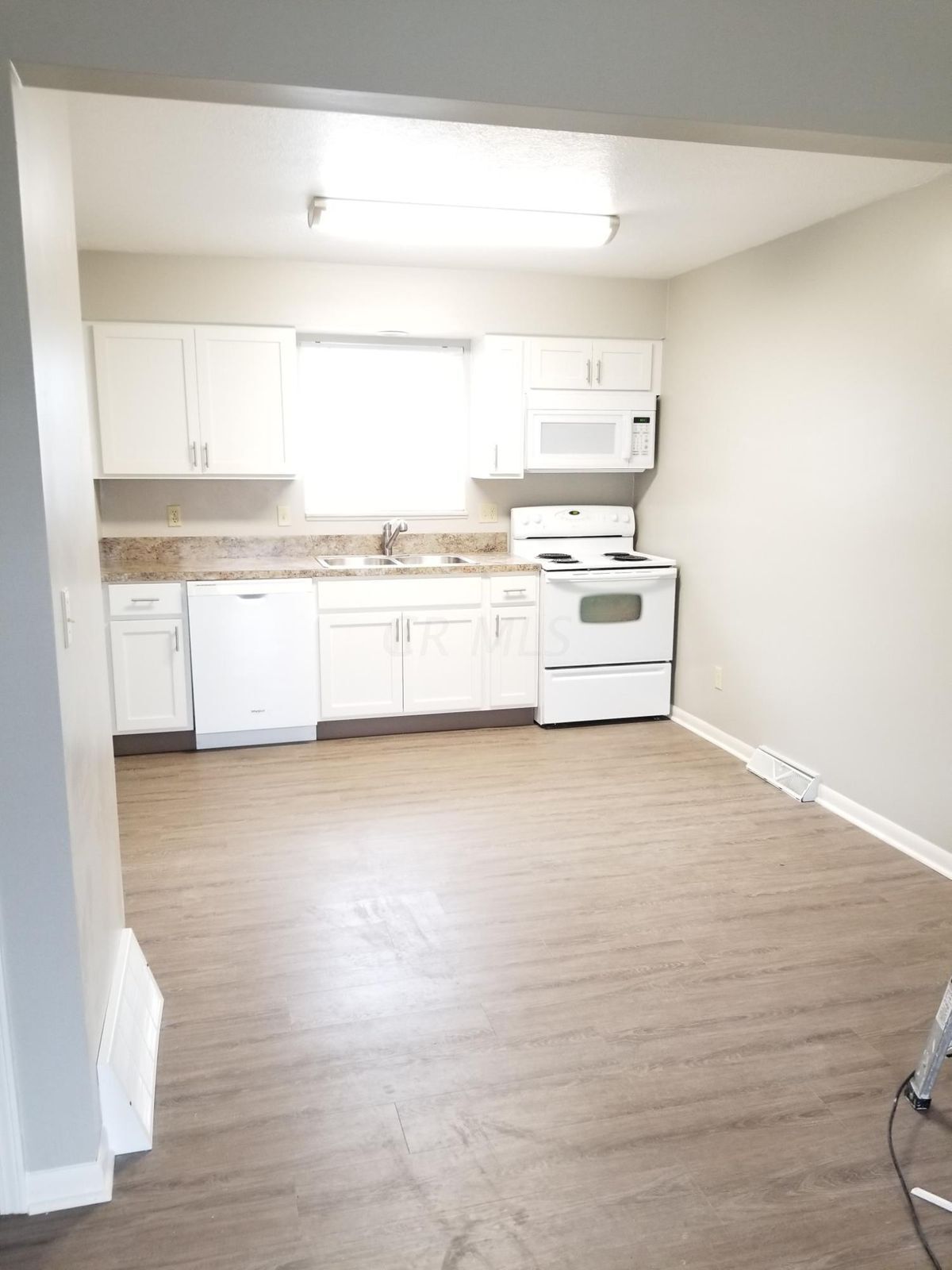 Building Photo - 1725 Churchill Downs Rd