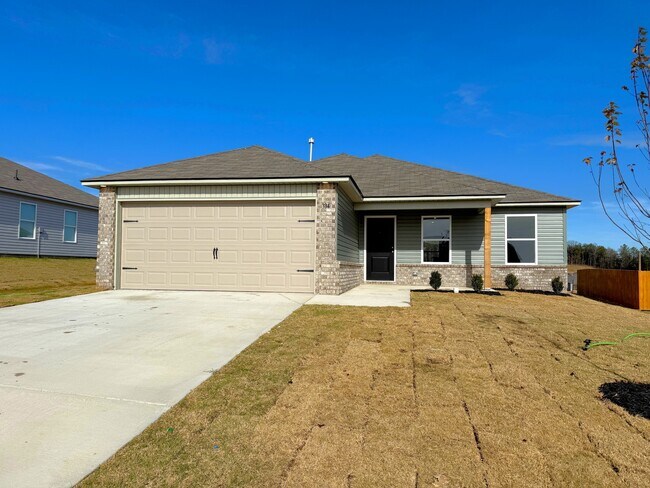 Primary Photo - 334 Amber Ave