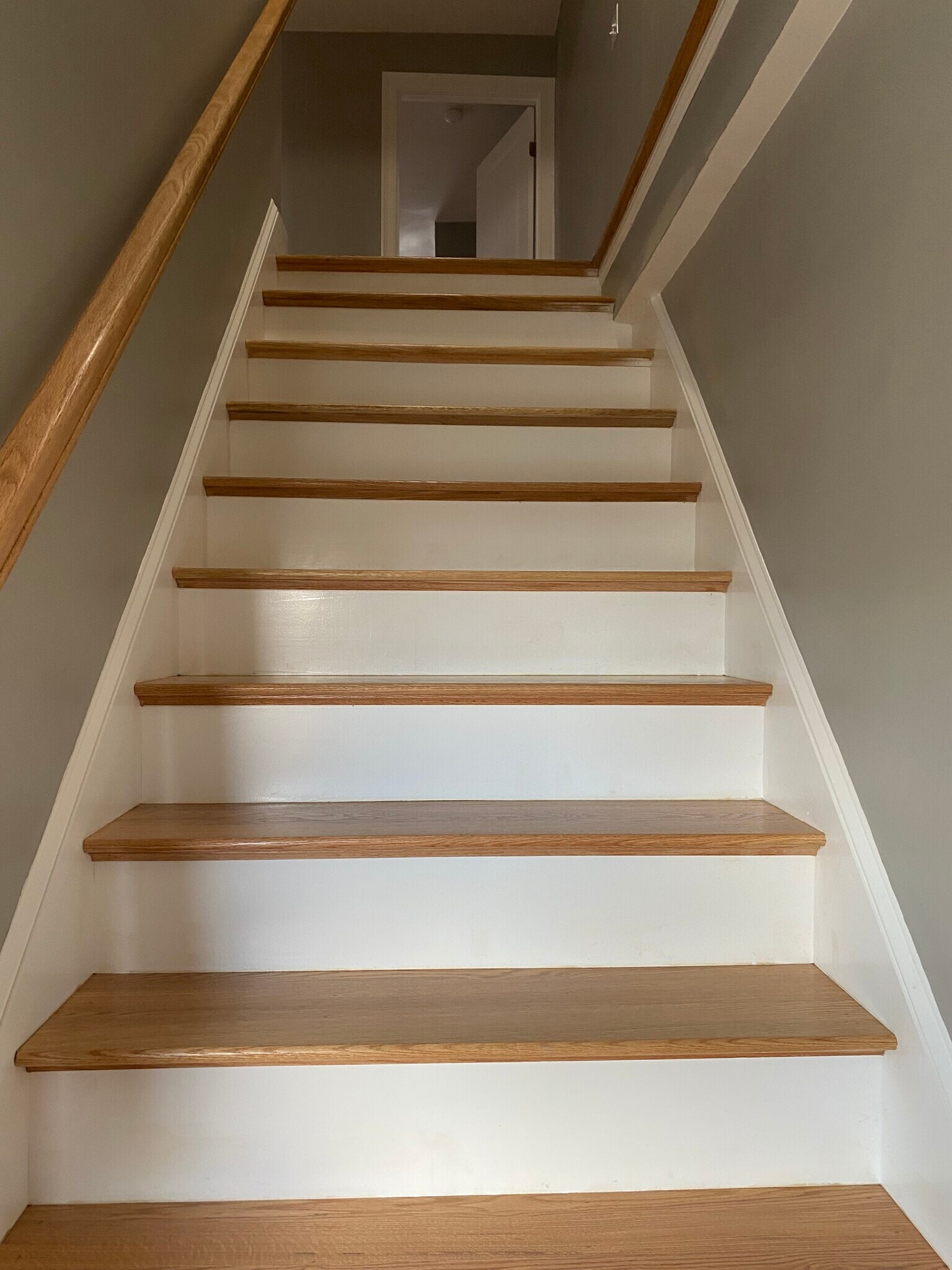 Building Photo - 1190 Plymouth Ave