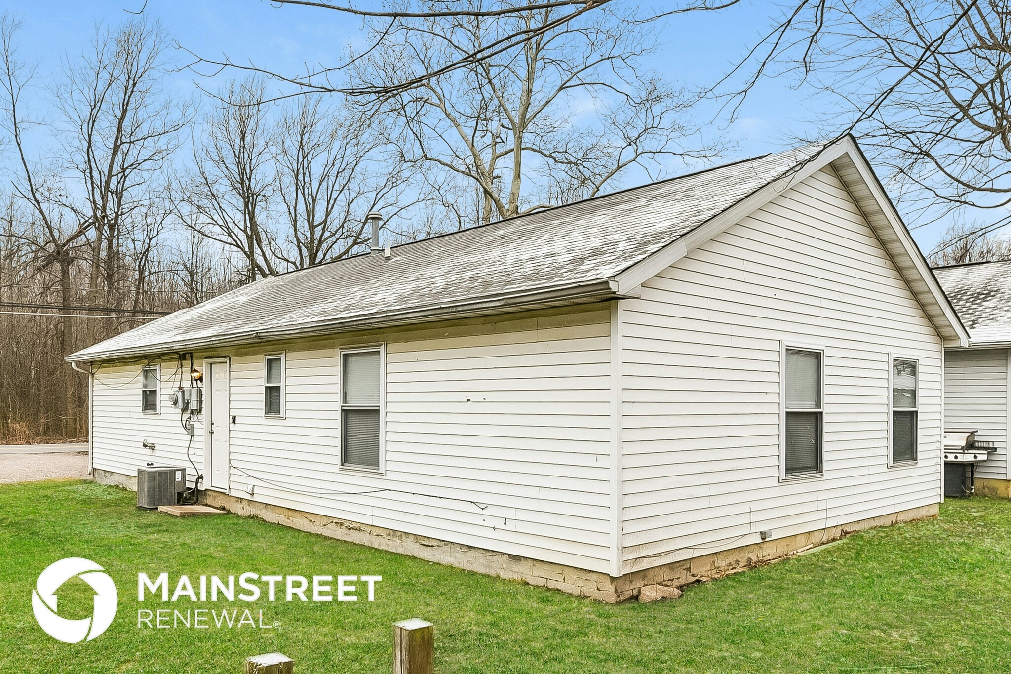 Building Photo - 868 Hardy Rd