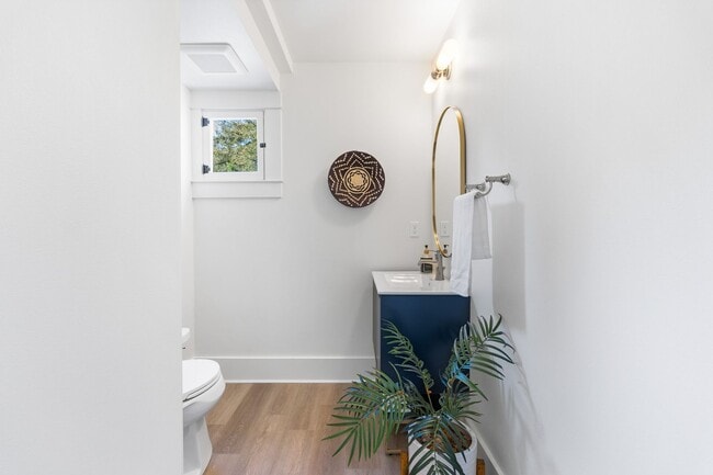 Building Photo - Freshly Remodeled Stunner Perched on the H...