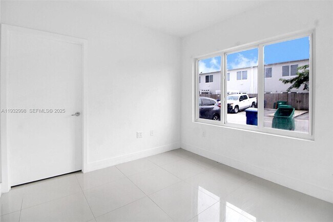 Building Photo - 14482 SW 259th St