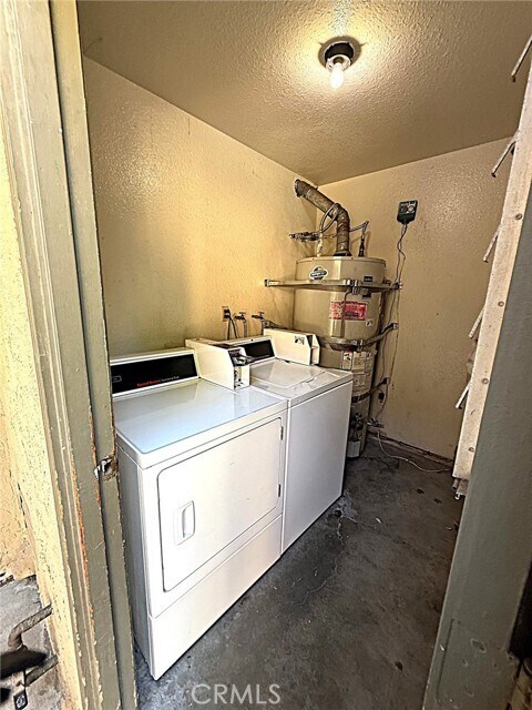 Building Photo - 420 E Blueridge Ave