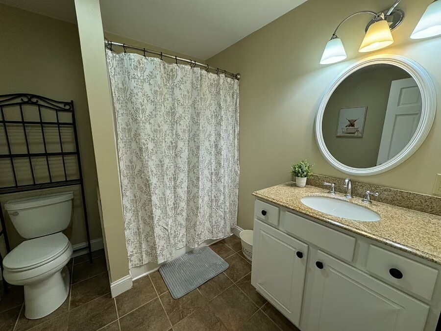 Building Photo - 75 Main St