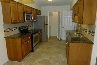 Building Photo - 14119 Briarsage Ct