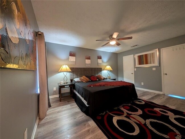 Building Photo - 2470 Corner Shoals Dr