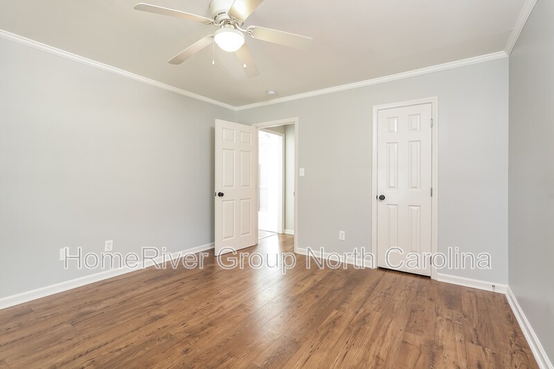 Building Photo - 3816 Clay St