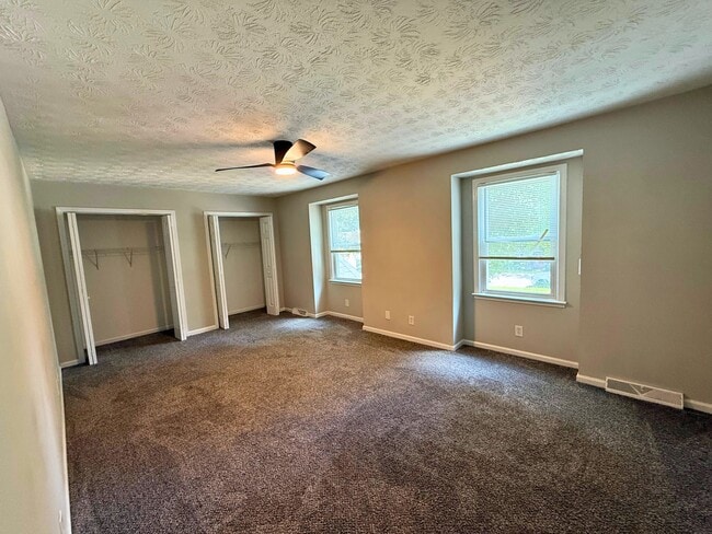 Building Photo - 107 Courtneybrook Trail