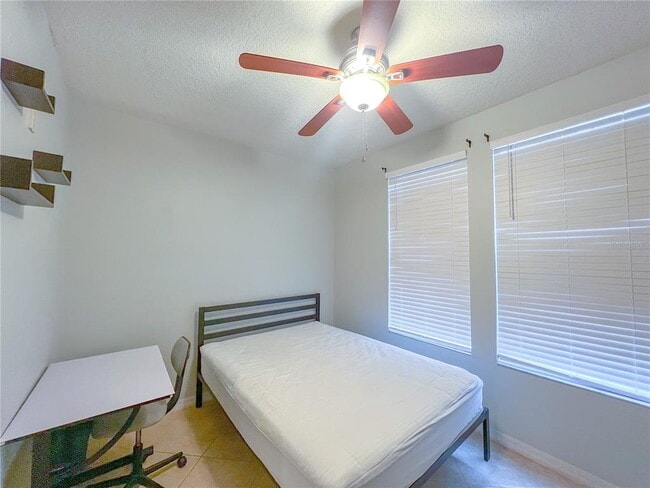 Building Photo - 1257 SW 9th Rd