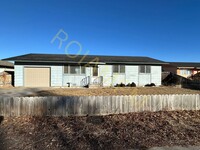 Building Photo - Charming Home for Rent in Rupert, ID