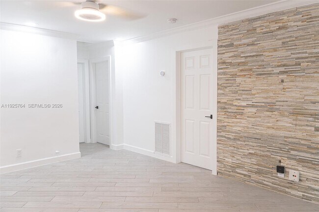 Building Photo - 5464 NE 3rd Ave