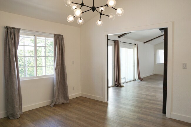 Building Photo - 33865 Cathedral Canyon Dr