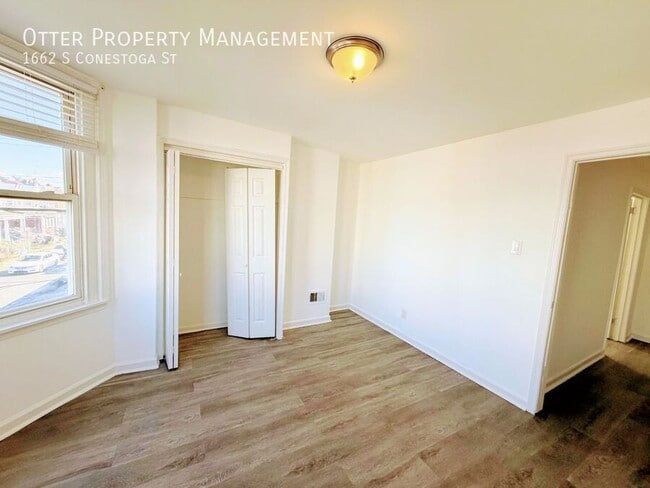 Building Photo - 1662 S Conestoga St