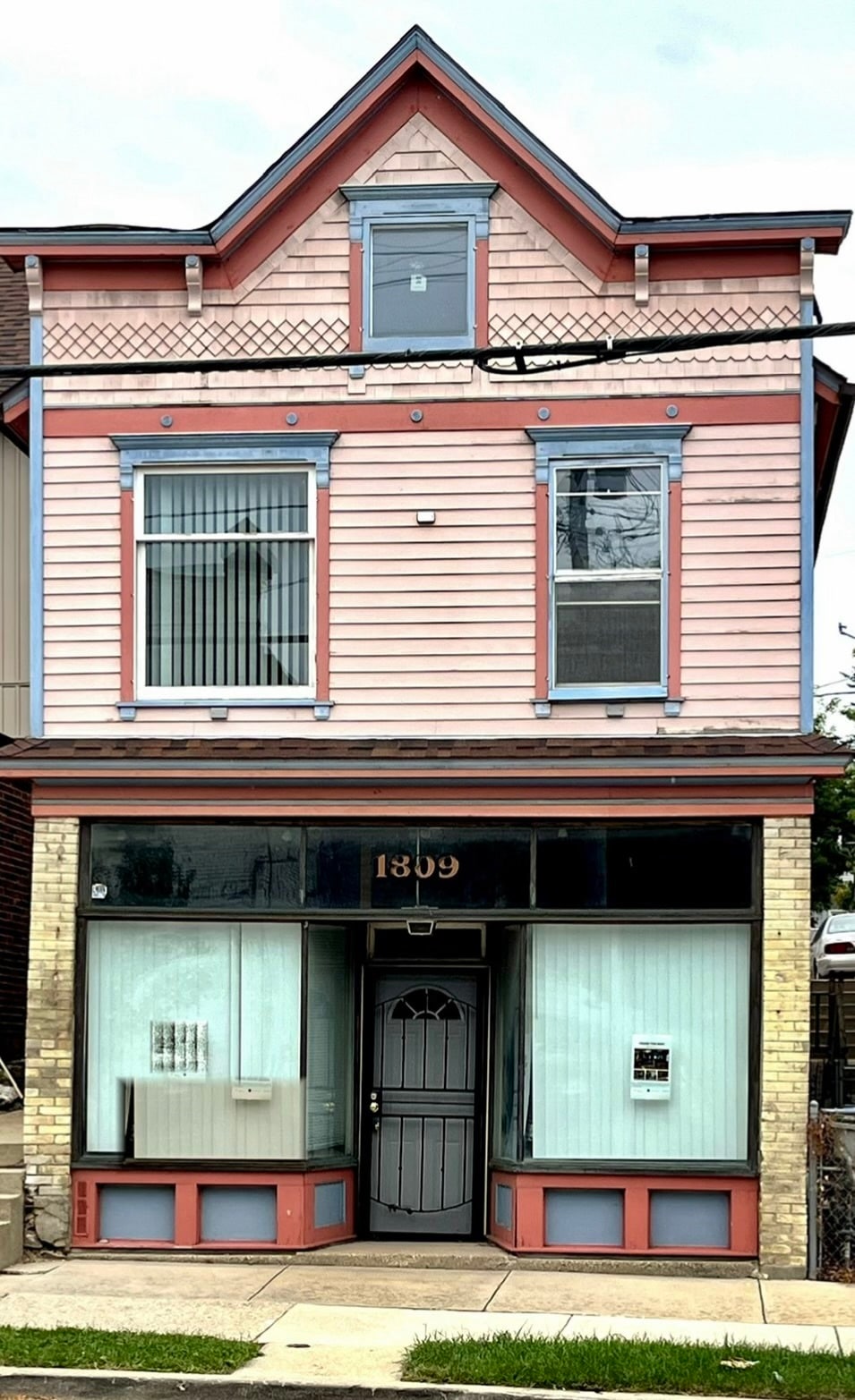 Humboldt level shows former store front and second floor living space. - 1809 N Humboldt Ave